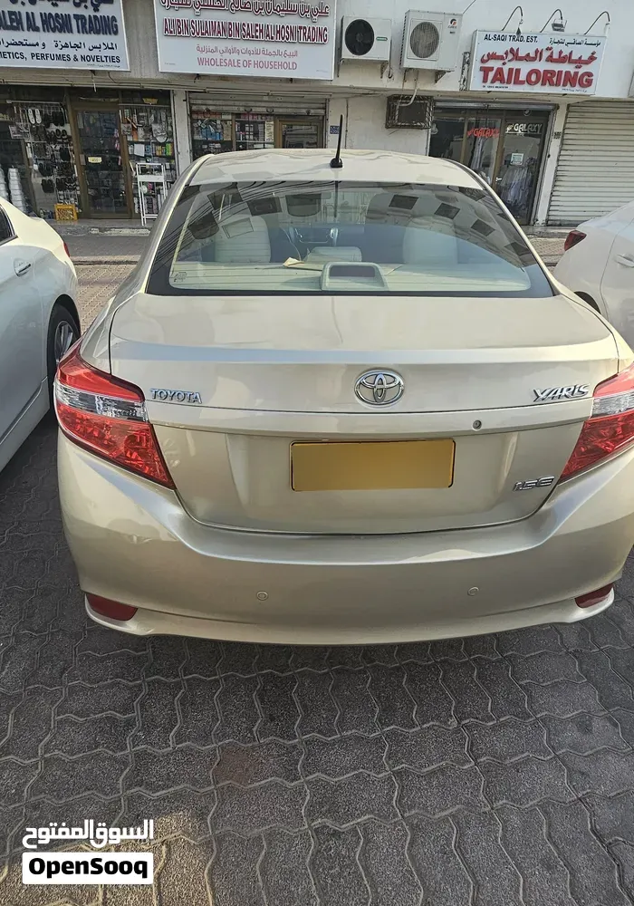 Toyota Yaris 2015 photo 3