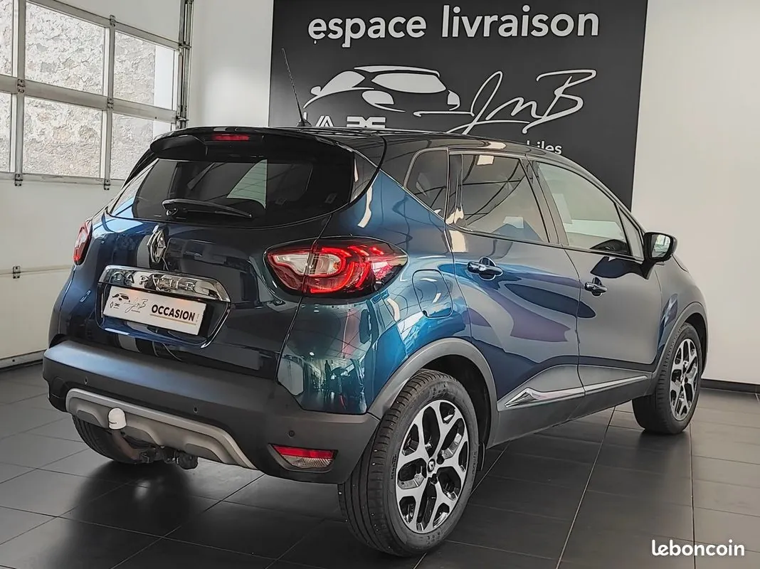 Renault Captur 2019 photo 2