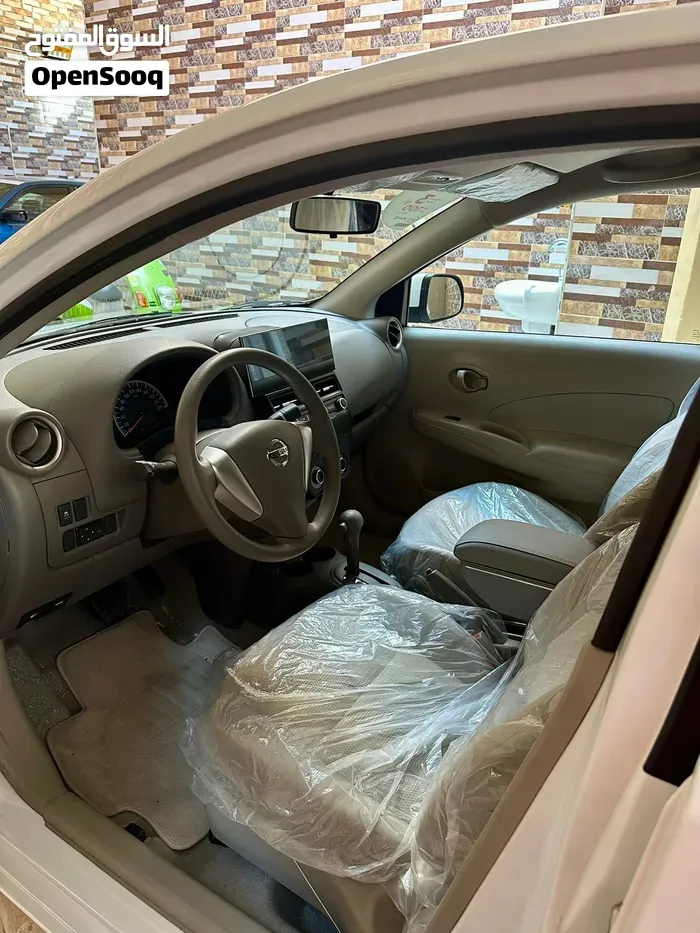 Nissan Sunny 2025 photo 4