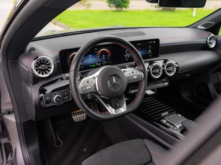 Mercedes-Benz Cla 2023 photo 3