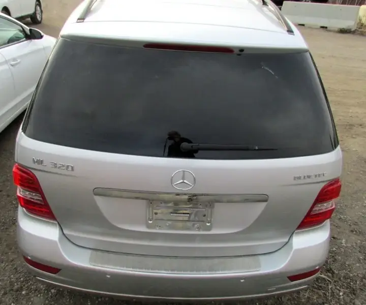 Mercedes-Benz M-Class 2009 photo 5