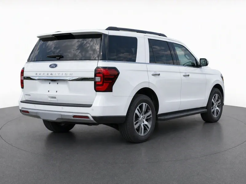 Ford Expedition 2024 photo 3