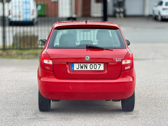 Skoda Fabia 2009 photo 5