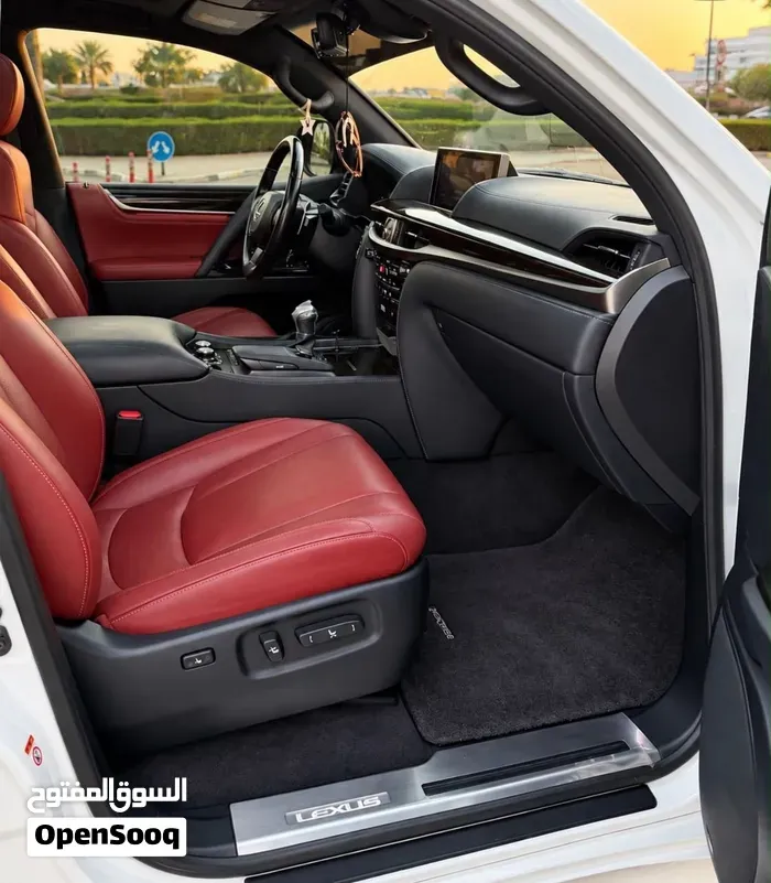 Lexus Lx 470 2016 photo 2