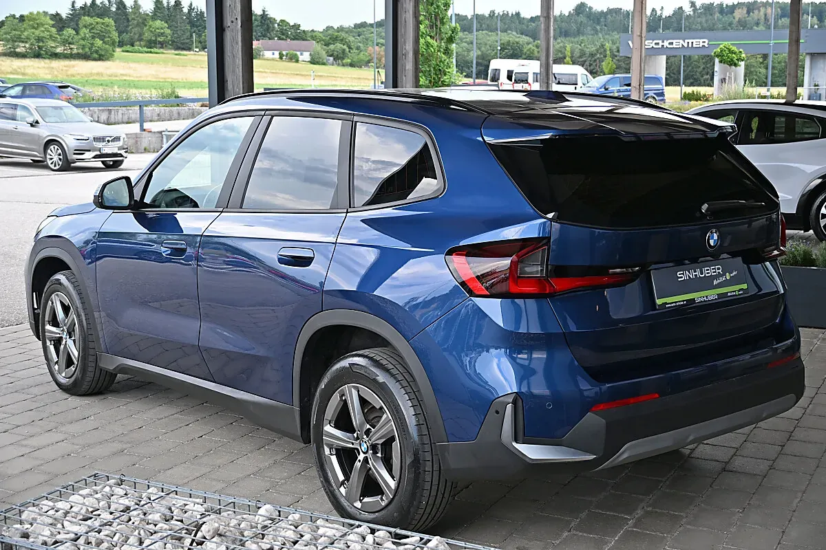 BMW X1 2023 photo 3
