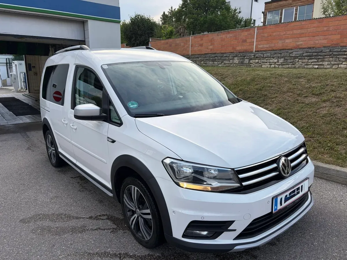 Volkswagen Caddy 2018 photo 2