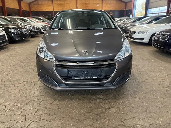 Peugeot 208 2019 photo 5
