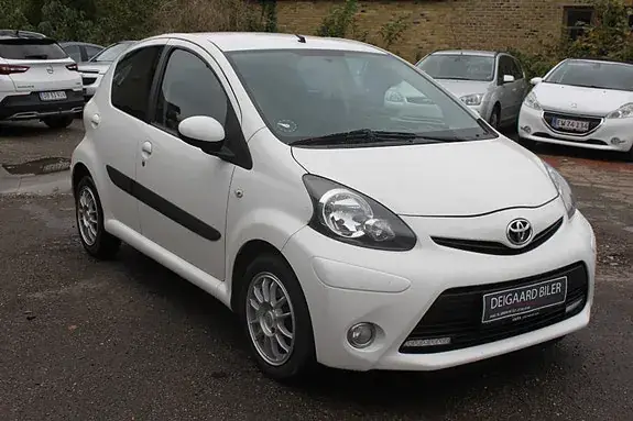 Toyota Aygo 2012 photo 4