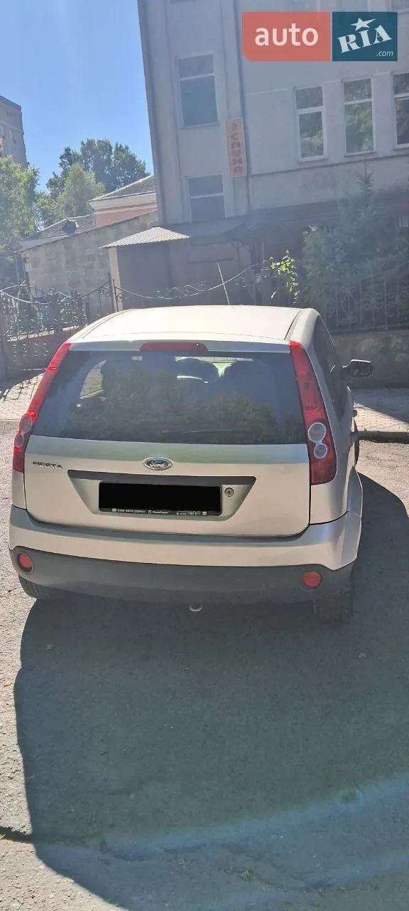 Ford Fiesta 2008 photo 4