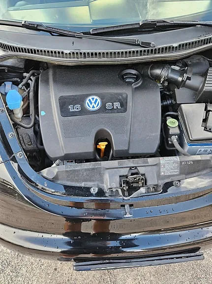 Volkswagen New Beetle 2001 photo 4