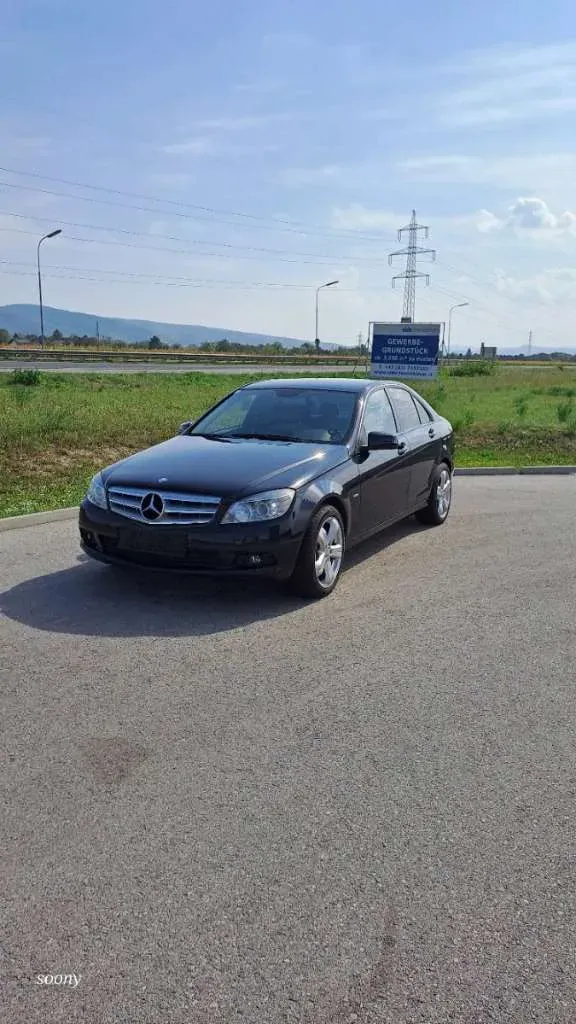 Mercedes-Benz C-Class 2010 photo 3