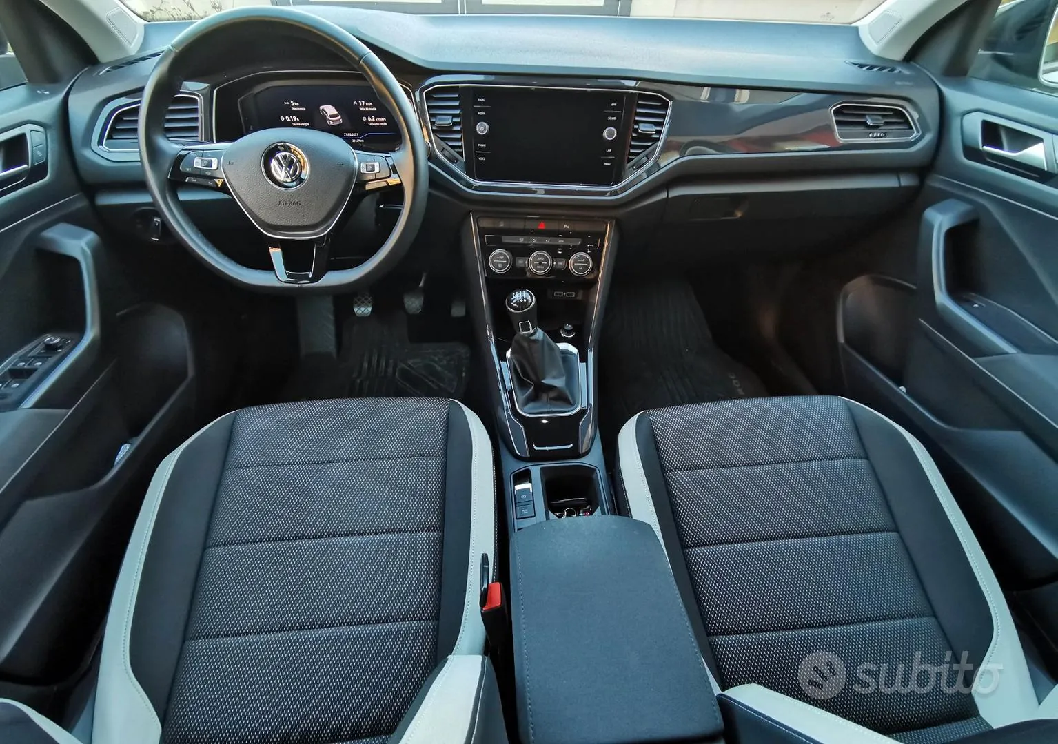 Volkswagen T-Roc 2019 photo 4