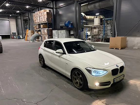 BMW 114D 2013 photo 2