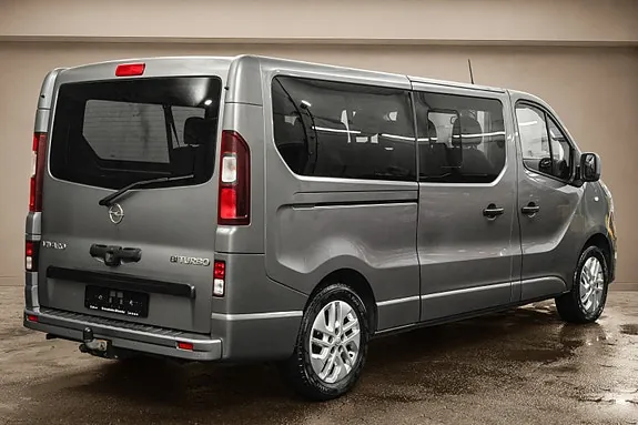 Opel Vivaro 2018 photo 2