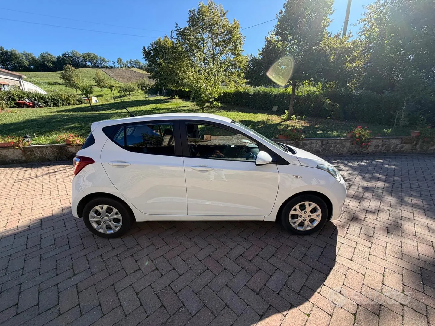 Hyundai I10 2015 photo 3