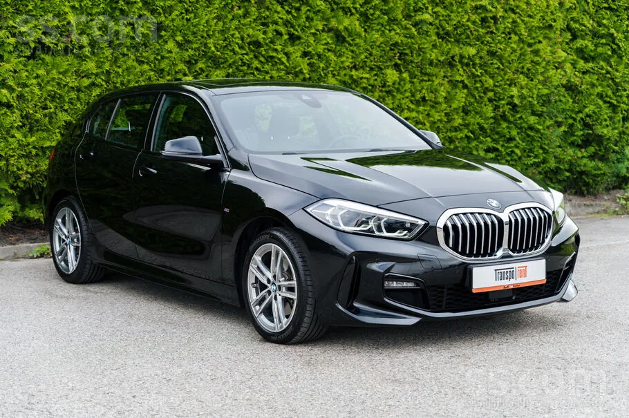 BMW 118 2023 photo 3