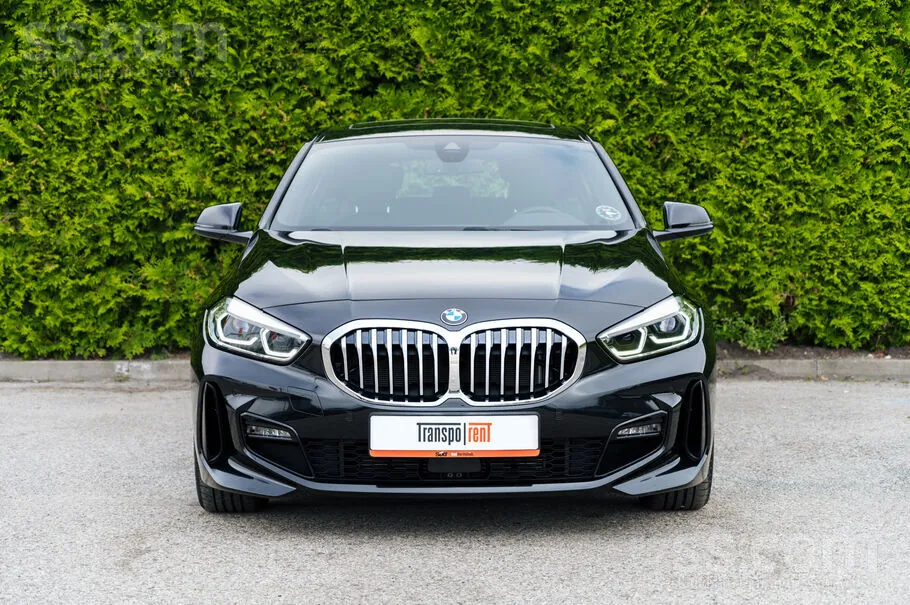 BMW 118 2023 photo 2