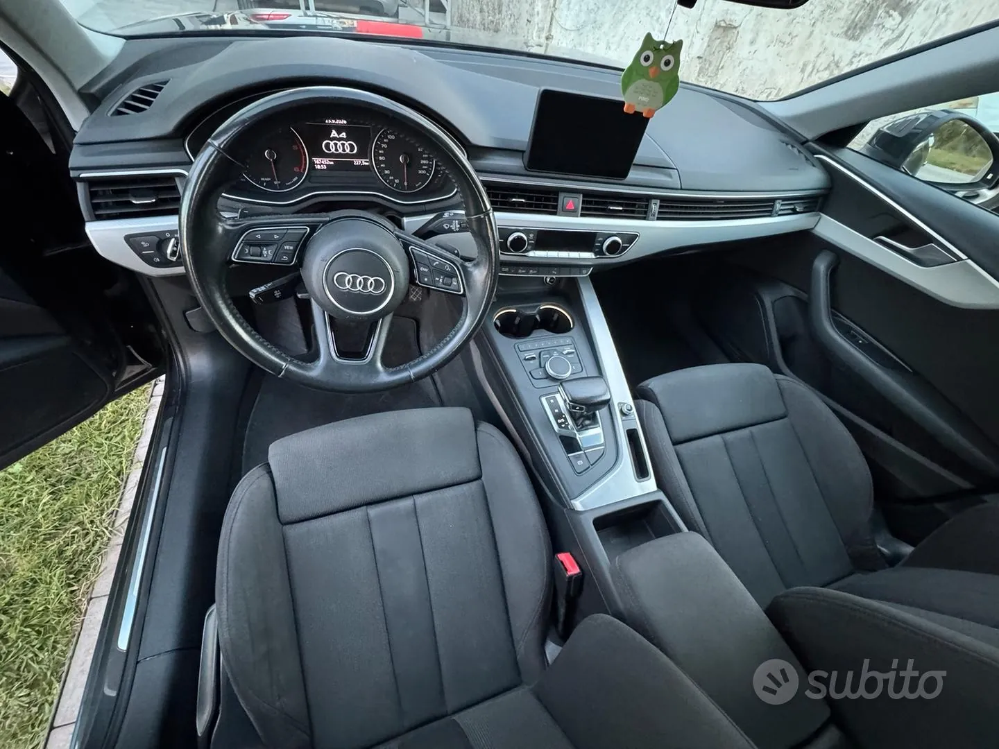 Audi A4 2017 photo 5