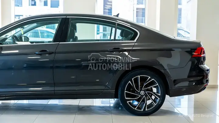 Volkswagen Passat B8 2019 photo 4