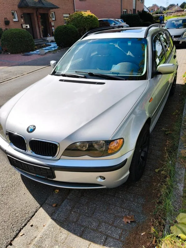 BMW 318I Touring
