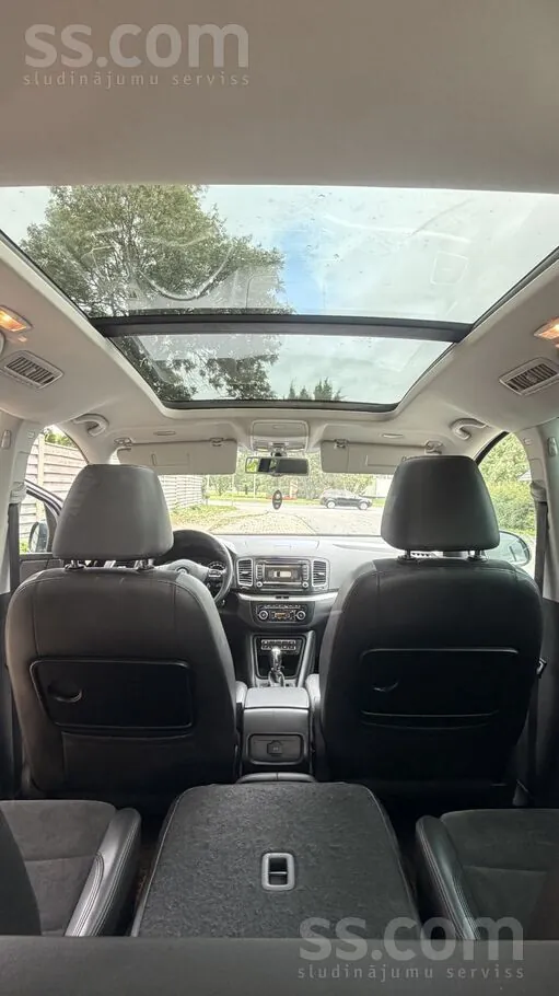 Volkswagen Sharan 2012 photo 3
