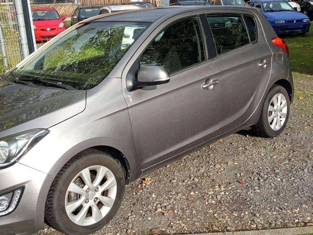 Hyundai I20 2012 photo 3