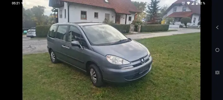 Peugeot 807