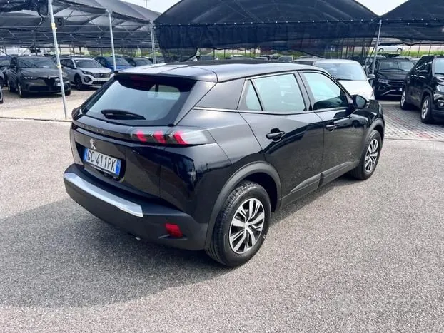 Peugeot 2008 2020 photo 3