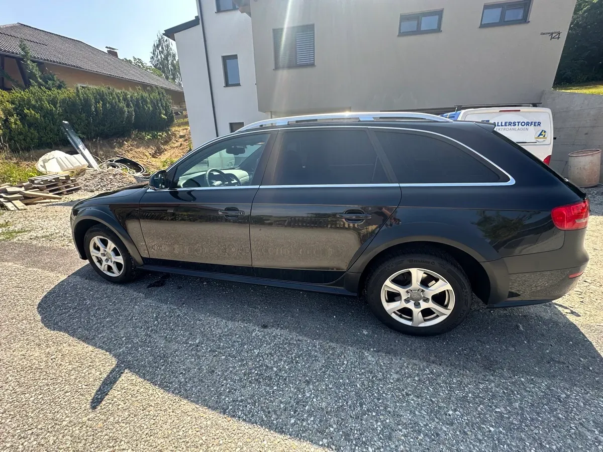 Audi A4 Allroad 2009 photo 3