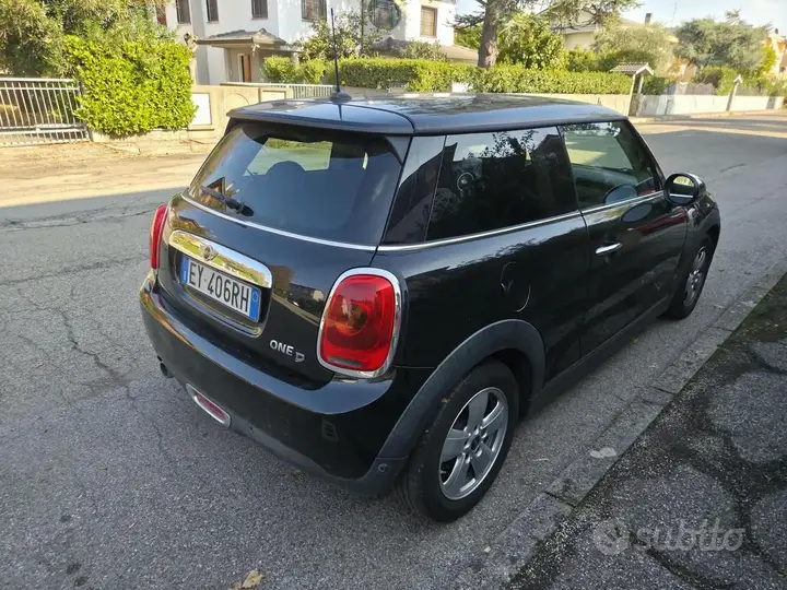 Mini Mini One 2015 photo 4