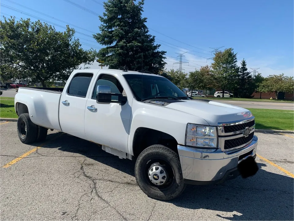 Chevrolet Silverado 3500 Hd 2011 photo 4