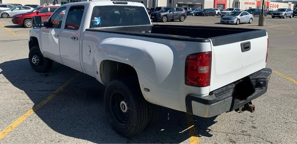 Chevrolet Silverado 3500 Hd 2011 photo 5