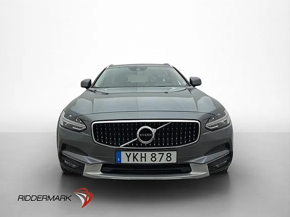 Volvo V90 Cross Country 2017 photo 2