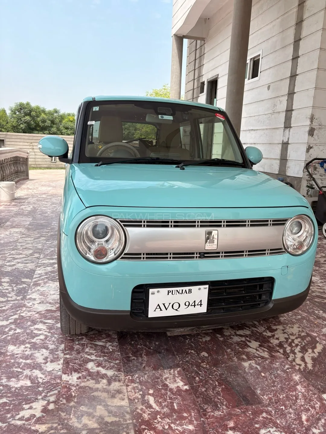 Suzuki Alto Lapin