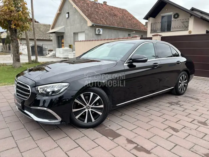 Mercedes-Benz E 220