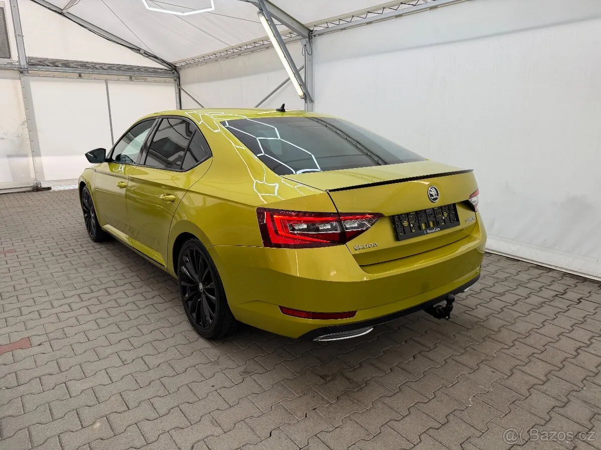 Skoda Superb 2017 photo 4