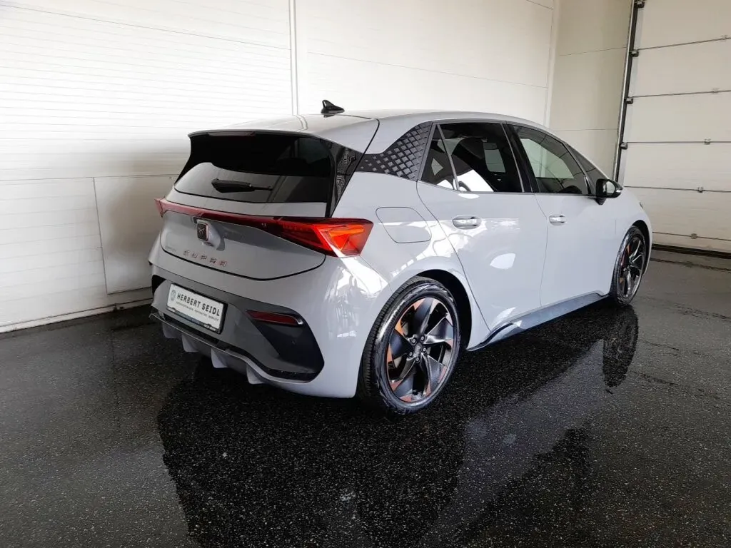 Cupra Born 2022 photo 2