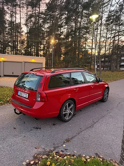 Volvo V50 2010 photo 4