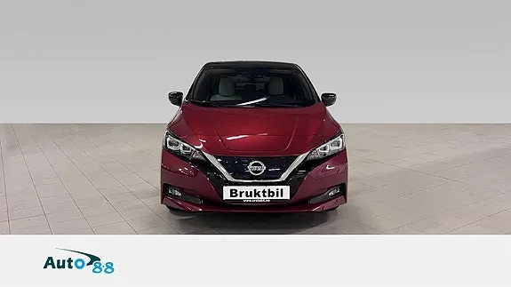 Nissan Leaf 2021 photo 2
