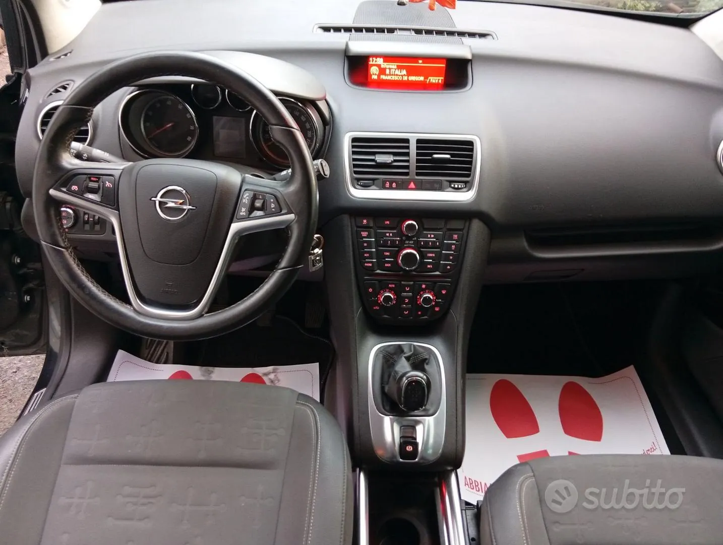 Volkswagen Fox 2010 photo 5