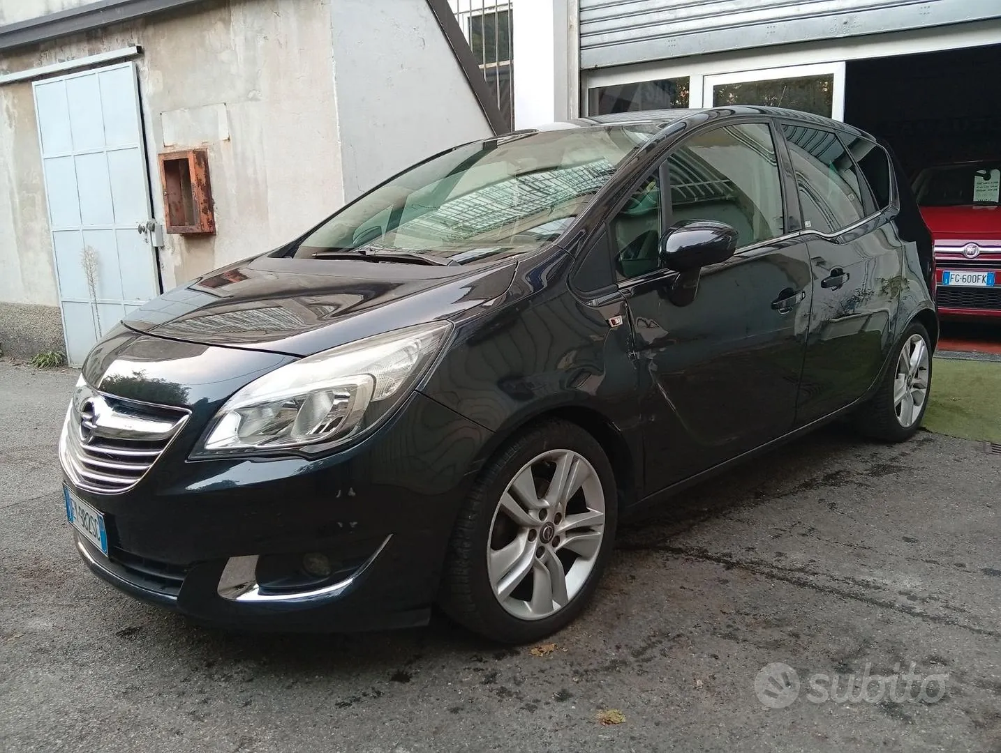 Volkswagen Fox 2010 photo 2