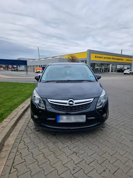 Opel Zafira Tourer