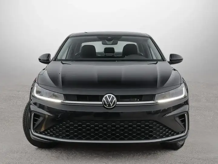 Volkswagen Jetta 2027 photo 2