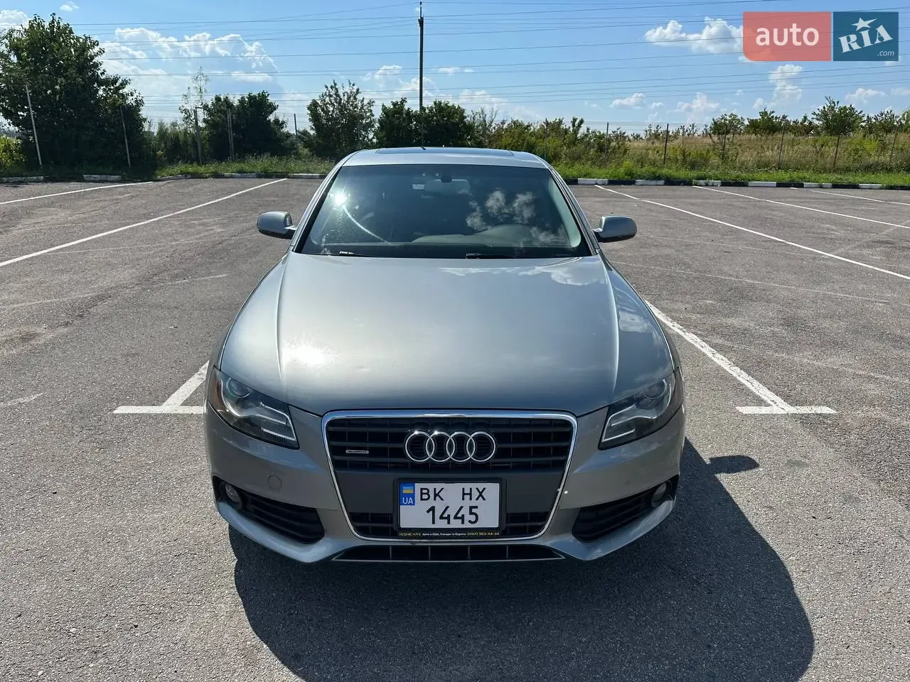 Audi A4 2010 photo 4