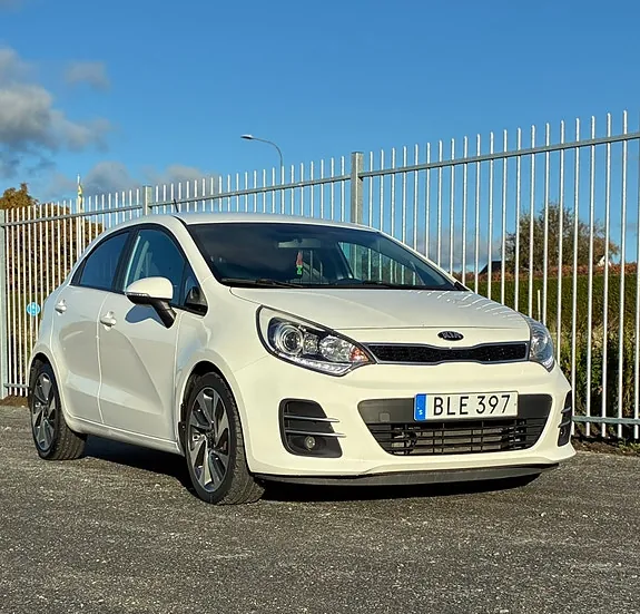 Kia Rio 2016 photo 2