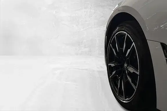 BMW I4 2026 photo 2