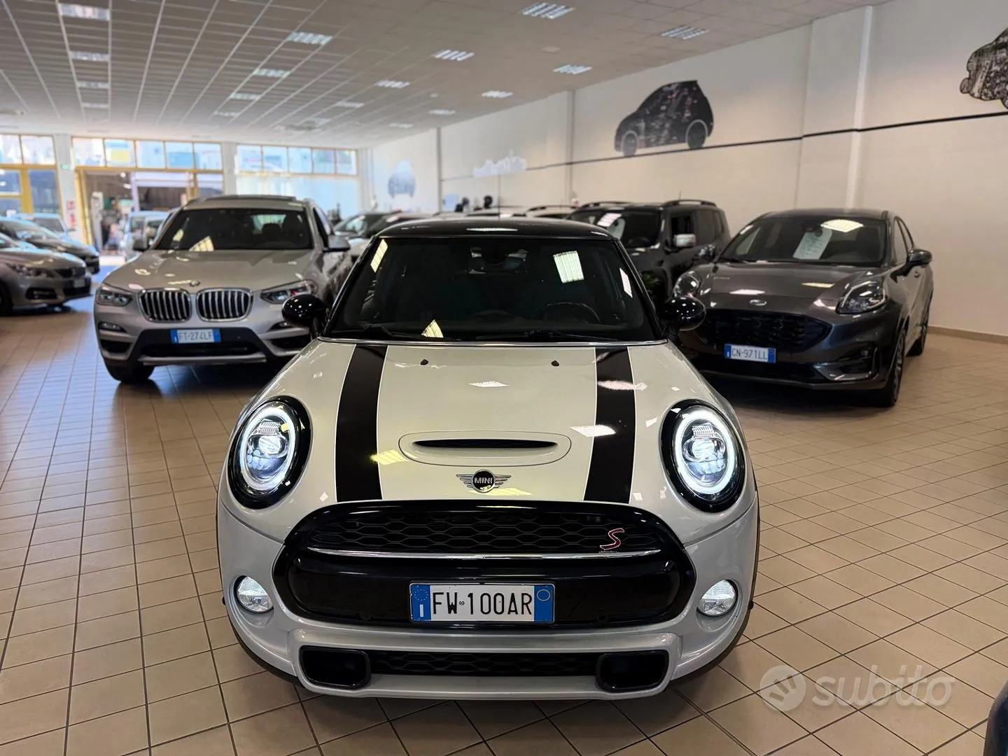 Mini Cooper S 2019 photo 2