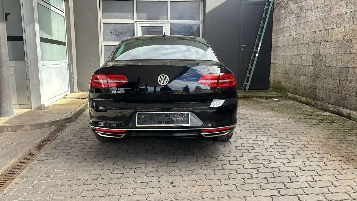Volkswagen Passat
