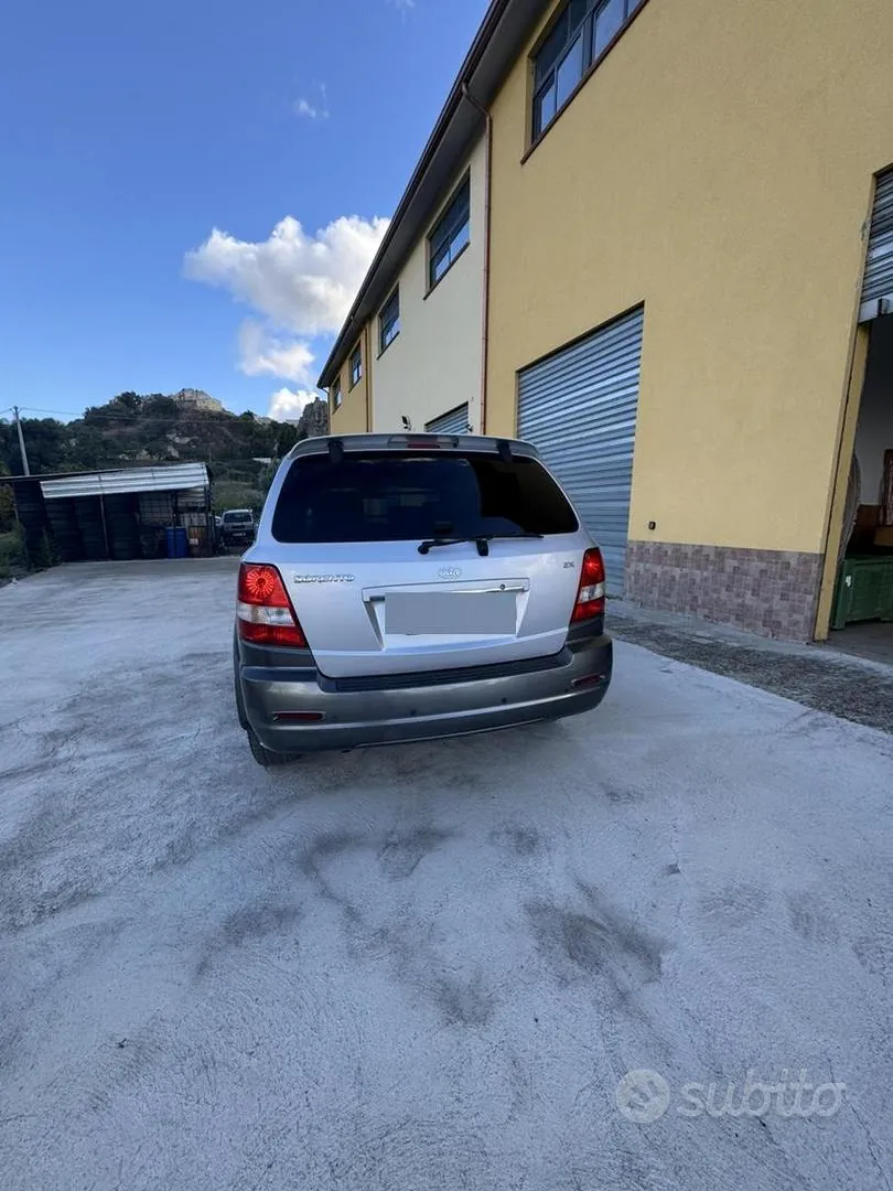 Kia Sorento 2005 photo 2
