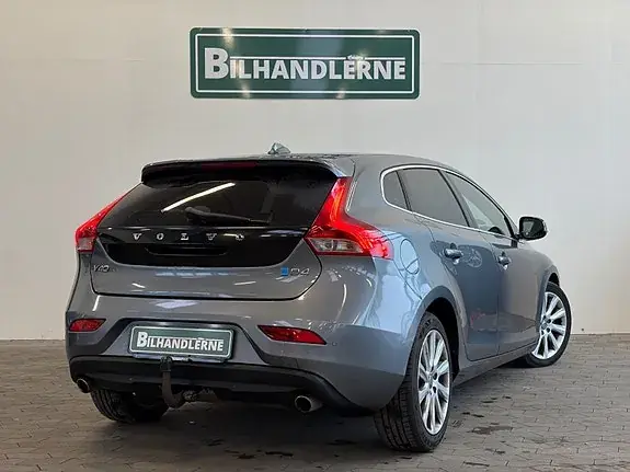 Volvo V40 2015 photo 2